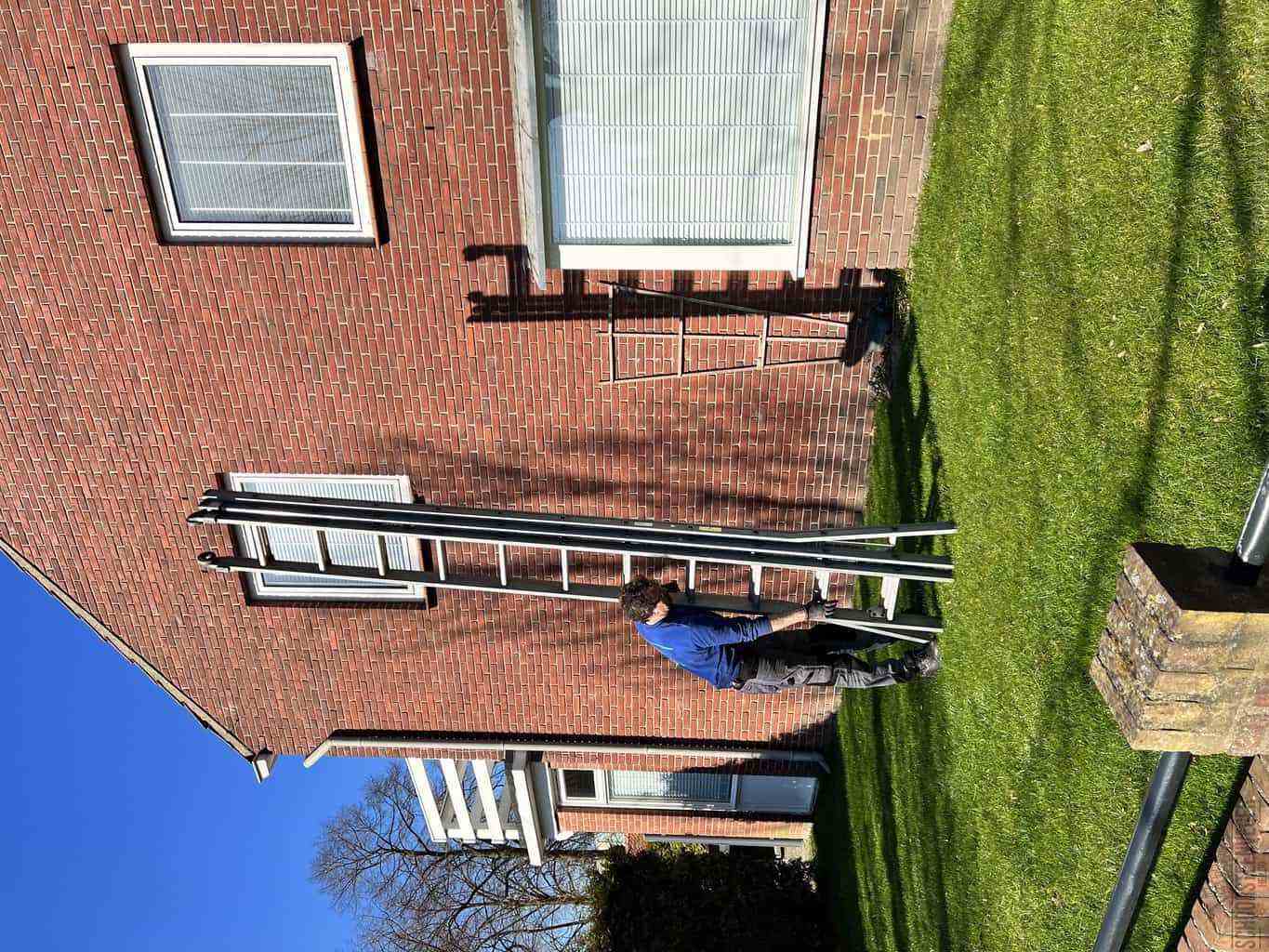 Heiloo schoorsteenveger huis ladder